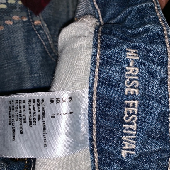 Hi-waisted American Eagle festival shorts - Picture 3 of 3